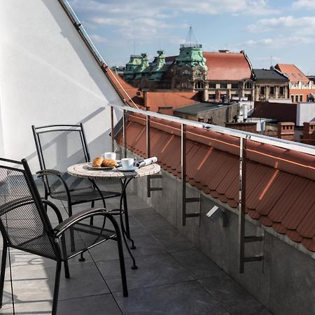 Aparthotel New Lux Breslavia Esterno foto